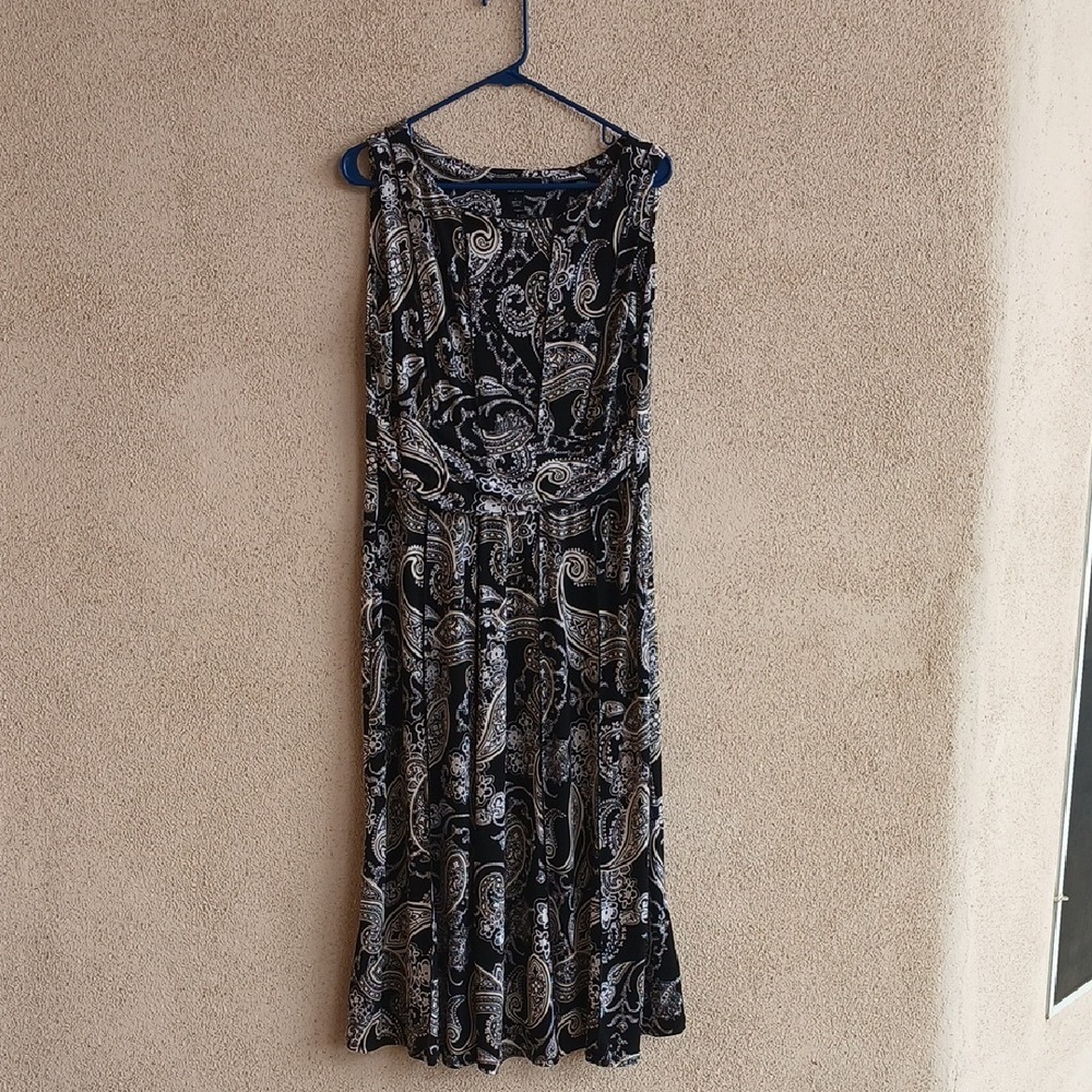 Make Offer! Perceptions Black and Gray Ruched Maxi Dress